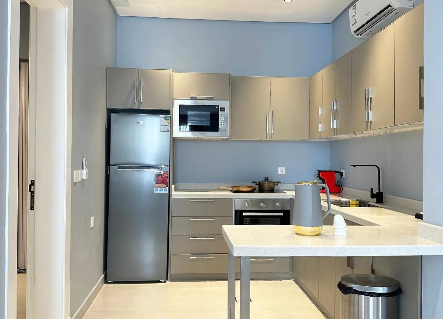 Kease Hittin A-12 Latest Development Balcony Az54 Apartment Riyadh